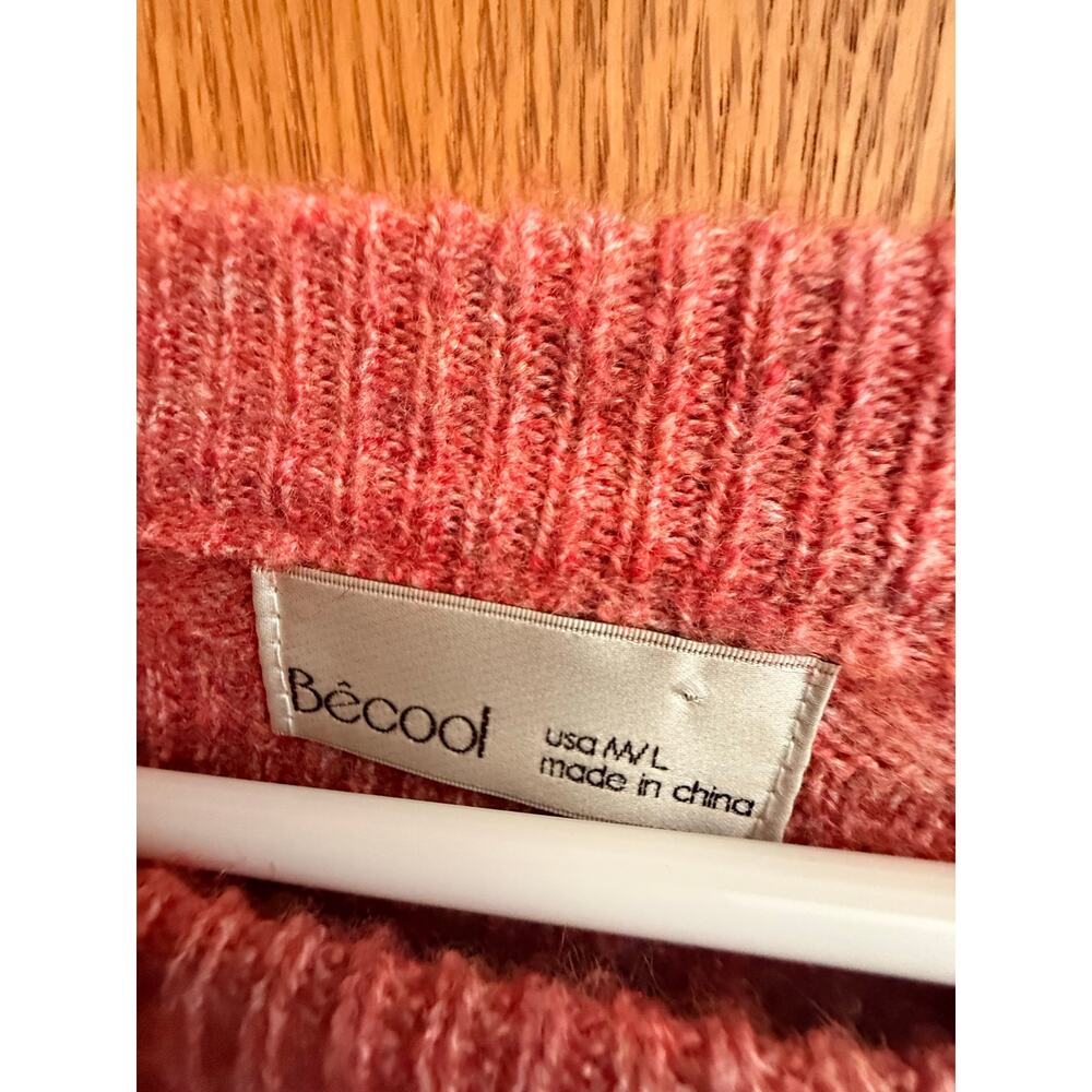 Be Cool Sweater Size M/L - Picture 2 of 2